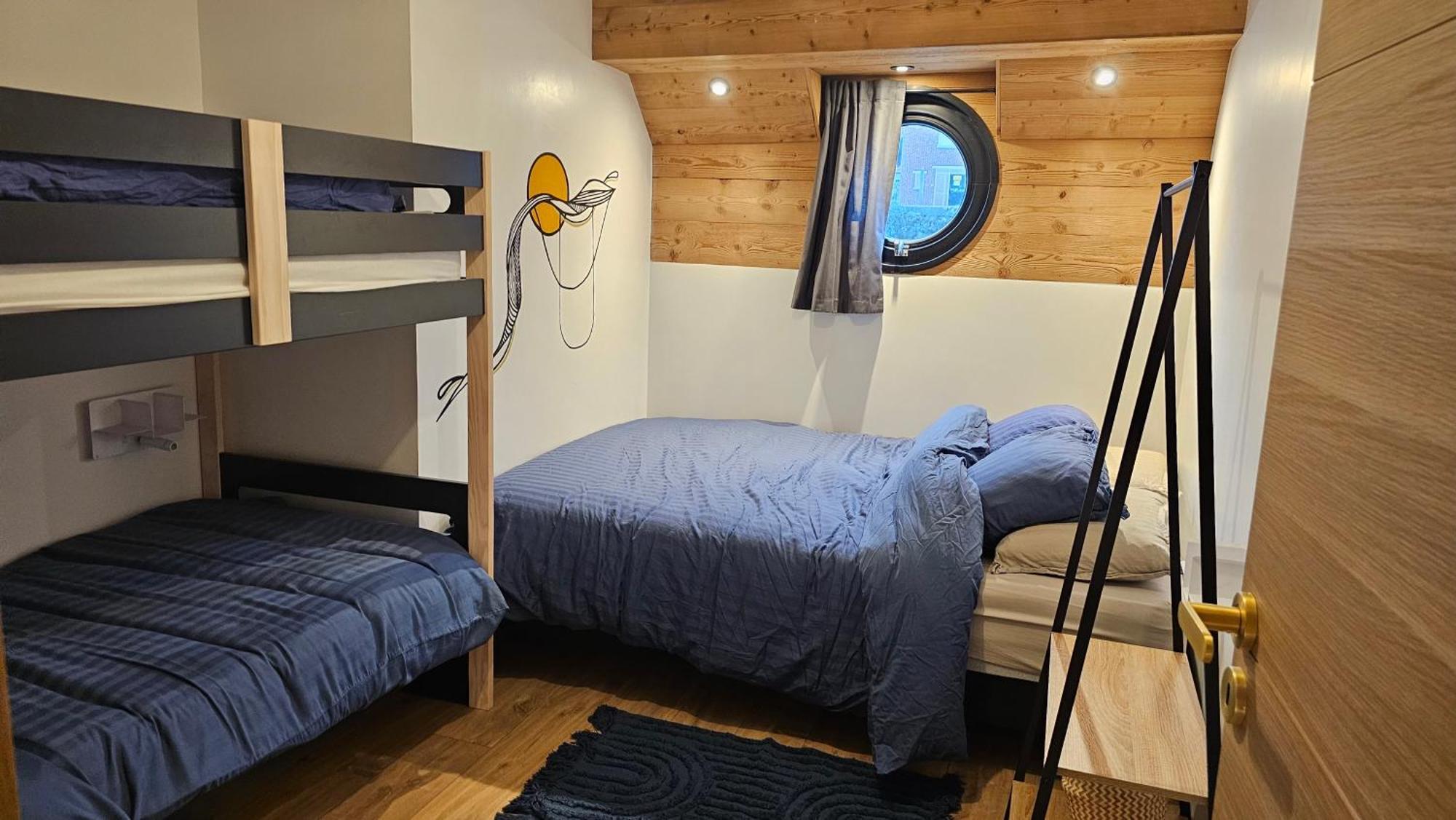 La Peniche Mathurin - Insolite Sur L'eau Hotel en barco